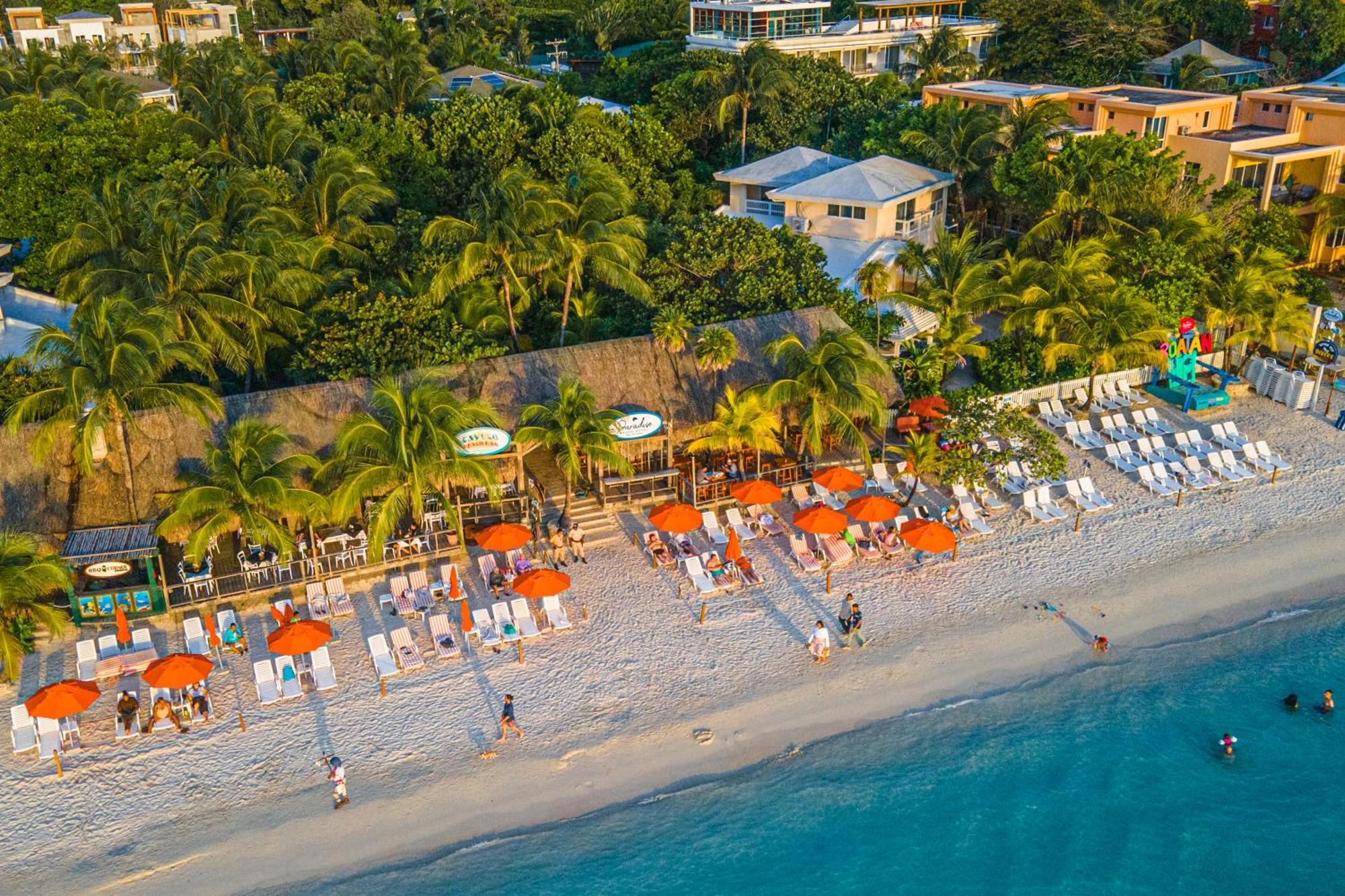 Paradise Beach Hotel & Resort West Bay Exteriér fotografie